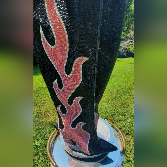 BRAND NEW US 10🔥Gianni Bini ZANDER Rhinestone Flame Pointed Toe Tall Boot us 10 - Picture 4 of 6